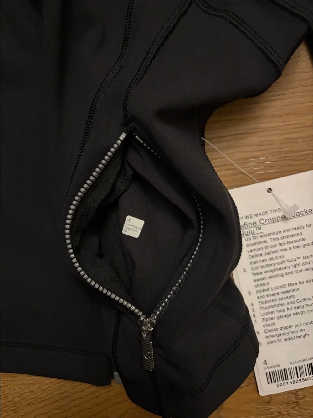 Lululemon Define Cropped Jacket NWT black size 4